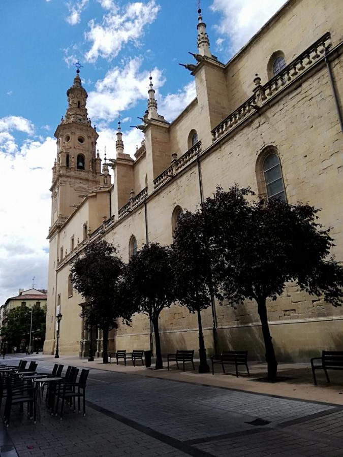 Calle Del Laurel 24 - Gup Apartments Logrono Luaran gambar